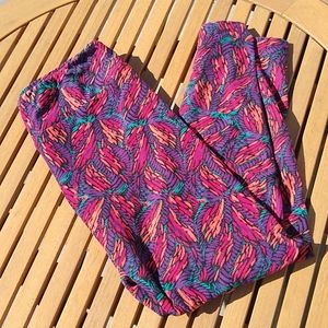 NWT Ladies leggings size small and medium